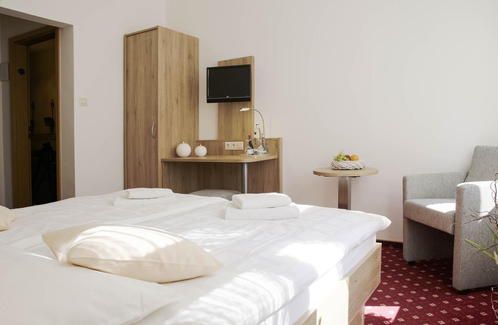Ferien- Und Wellnesshotel Waldfrieden Хитцаккер Номер фото